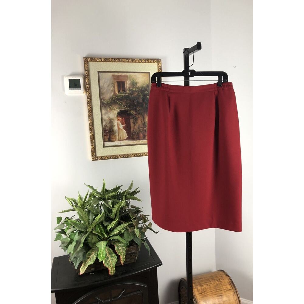 Morgan Miller 2 Pcs Skirt Suite Size 12 Red Long Sleeve 4 Button Lined Collared - Picture 4 of 14
